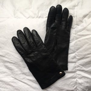 Coach Gloves - Spring Sale
